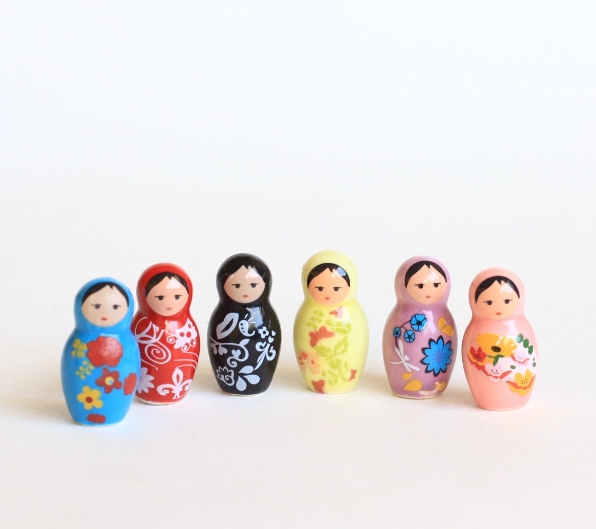 Série de 10 poupées "Matriochka" Série de 10 poupées "Matriochka"