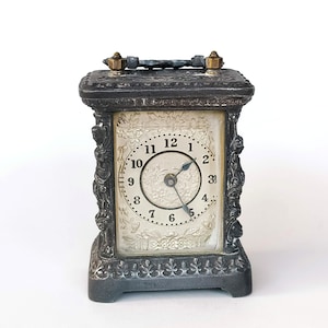 Pendule d'officier- Réveil mécanique ancien- Etat vintage- Horloge mécanique ancienne- Vintage/Collection- Art maison