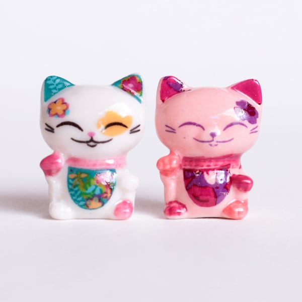 Chats Japonaises MANEKI-Neko- 2.5 cm- Chat Porte-bonheurs- Peint à la main- Version brillante/laqué- Collection/Déco maison/Objet de vitrine