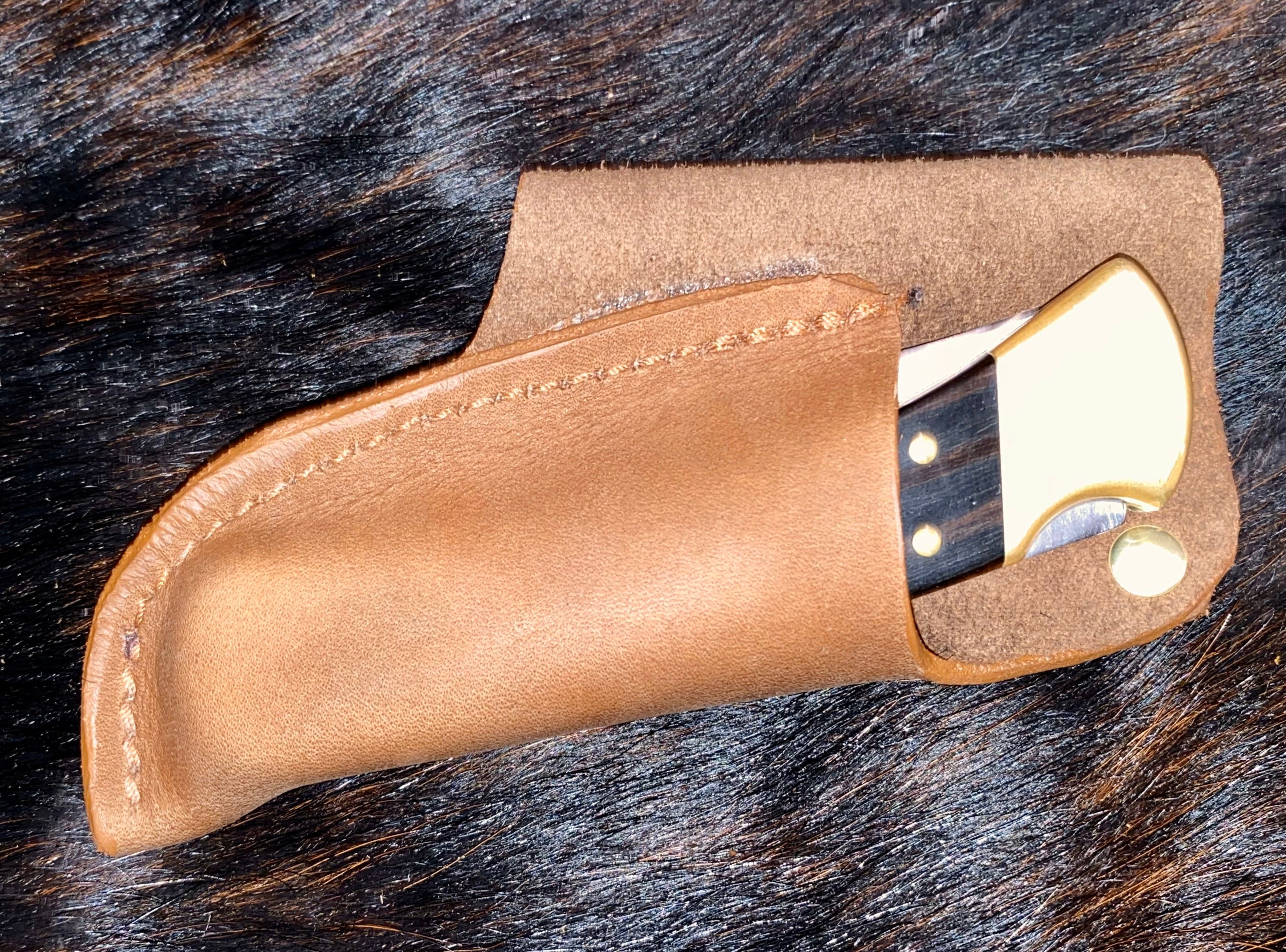 Buck Knife #110/112 Sheath: Horizontal; RH & LH