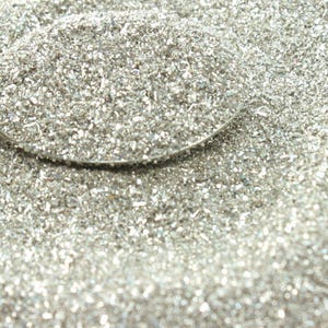 Brokat szklany niemiecki 90 Grit 25g w słoiku - dostępne różne kolory - srebrny, czarny, ciemnopomarańczowy, biały (przezroczysty), czerwony, różowy, szampański