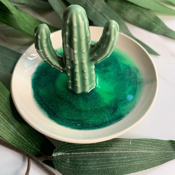 Cactus, succulent, desert style Jewelry Holder,ring dish, trinket tray!