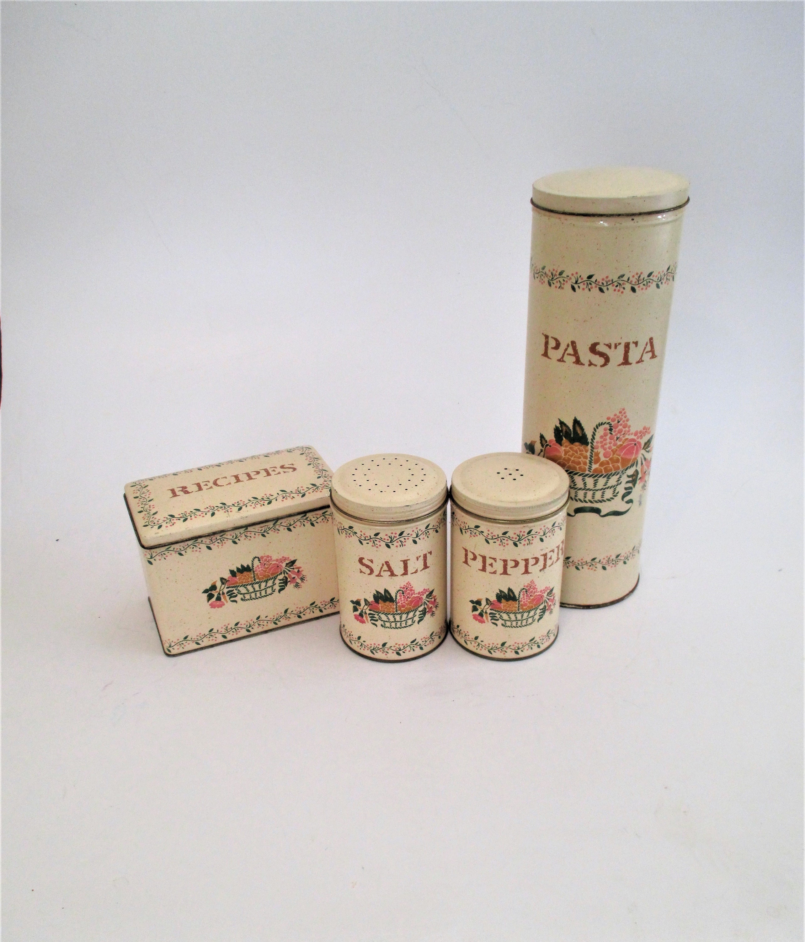 3 Vintage French Banania Tins Lithographed Tin Kitchen Canisters.matching  Set of 3 petit Déjeuner Familial épices-spices, Pâtes-pasta, Thé 