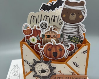 Mummy Pop-Up Halloween Card: Unique Envelope Style