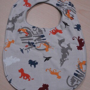 gray bib