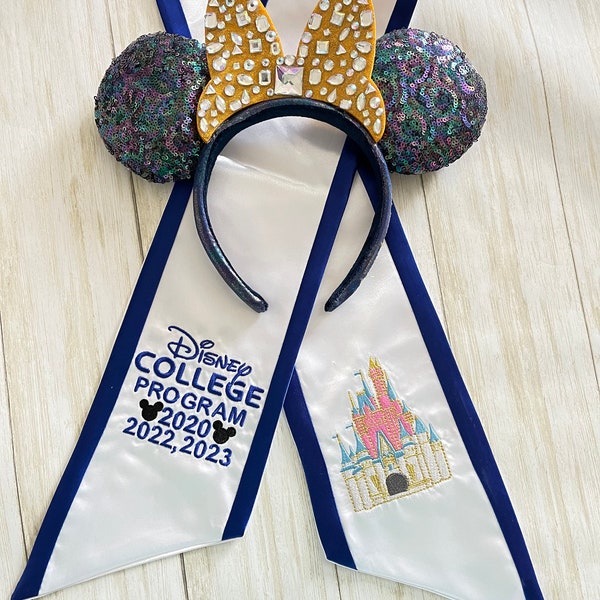 Two Tone Graduation Stole with Cinderella castle and DCP Logo. **READ CAREFULLY** Note: one year included (ears not included)