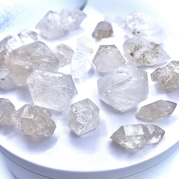 stunning SKELETAL FENSTER QUARTZ from Mexico, skeletal elestial clear quartz points, window quartz, herkimer diamond