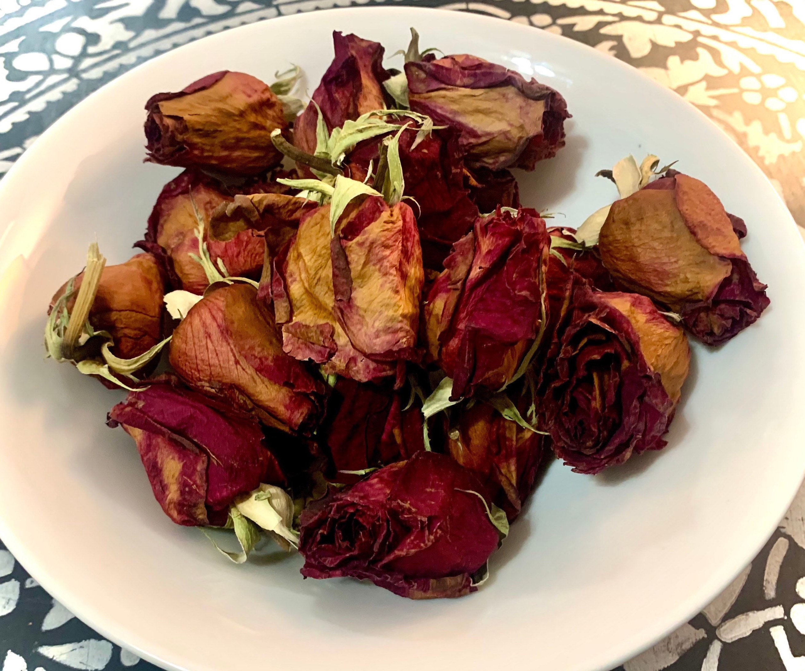 Floral & Garden Crafts Whole RED ROSE Buds with Stems/ Dried Organic