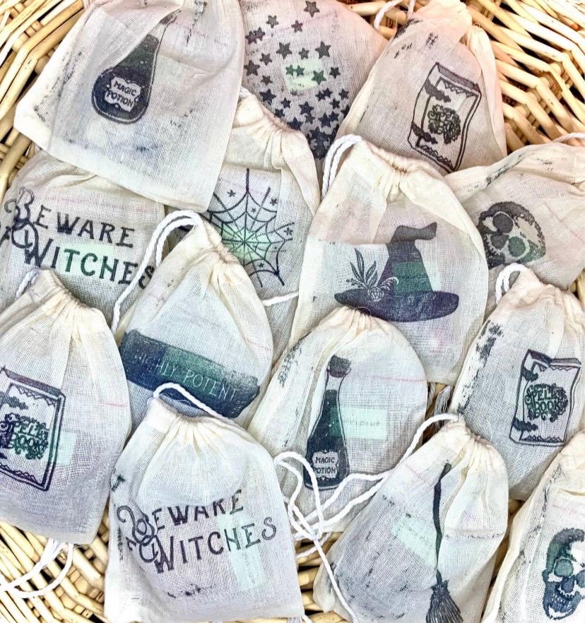 Green Witch Apothecary Herb, Flower, Salt, Soil Bag // Organic Dried Herbs // Spiritual Herbalism // Witchcraft // Ritual // Nature Magic