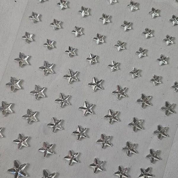 CraftbuddyUS 88 pièces 6,8 et 10 mm auto-adhésives pierres précieuses STAR avec strass transparent, bricolage, artisanat