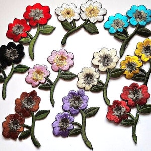CraftbuddyUS - 10 parches bordados con motivos de flores de tela para planchar, DIY