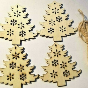 CraftbuddyUS 10pcs 60mm Wooden Christmas Tree, Wedding Decorate Embellishment