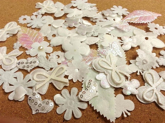 CraftbuddyUS 200 X Mixed Sparkly Fabric Christmas Snowflake Motifs Toppers Embellishments