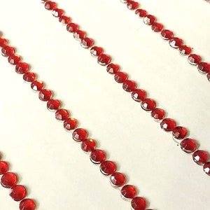 CraftbuddyUS 300 x 2 mm zelfklevende rode diamantkristallen stroken op edelstenen strass-bling