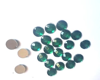 CraftbuddyUS 100 pezzi 10 mm Flatback verde acrilico sfaccettato rotondo strass gemme, fai da te, artigianato