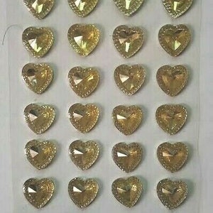 CraftbuddyUS 24 stks 16 mm zelfklevende puntige hars geelgouden hartstrass edelstenen