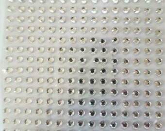 CraftbuddyUS 360 pcs 4mm Clear Individual Self Adhesive Gems