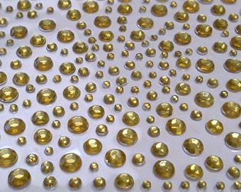 CraftbuddyUS 325 Self Adhesive Gold Diamante Stick On Rhinestone Crystal Gems