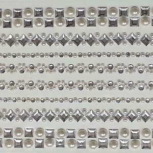 CraftbuddyUS 13 Strips Zelfklevende Diamante Strass & Parel Cluster Edelstenen
