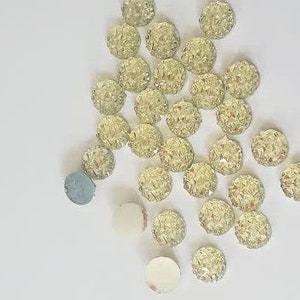 CraftbuddyUS 100pcs 8mm Clear Round Diamante Flat Back Resin Moon Gems, diy