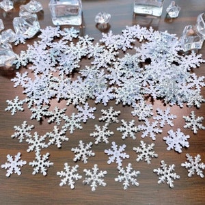 CraftbuddyUS 200 SILBER glitzernde Stoff Weihnachten Schneeflocke Motive Toppers, DIY Verschönerung
