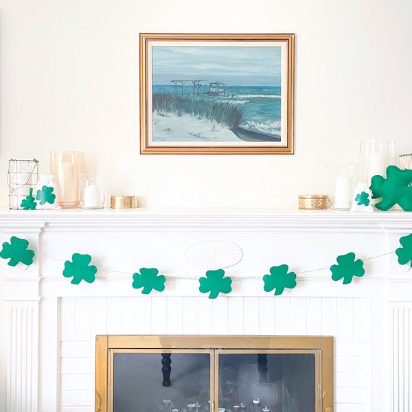 SHAMROCK GARLAND - Felt Green Shamrock Banner - Irish St. Patricks Day Bunting - Irish Baby Wedding Shower Decoration - Irish Baby Gift