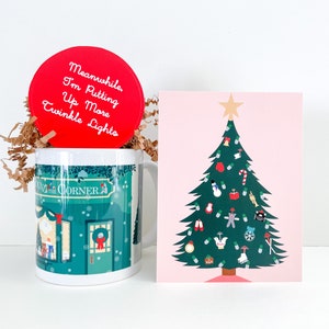 Mug Vous avez un courrier pour les Fêtes - Illustrations shopping au coin de la rue - Carte de voeux personnalisée - Sticker citation Nora Ephron - Coffret cadeau film NYC