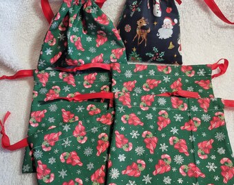 Christmas Drawstring Gift Bag: Reusable Bag