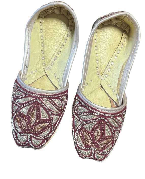 Baby khussa best sale