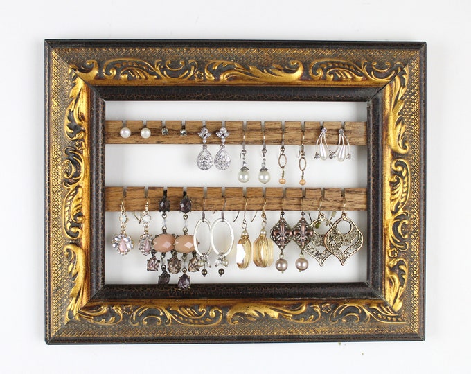 Hanging Stud Earring Holder, Small Earring Display, Wall Mount Jewelry