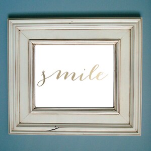 Smile sign // Happy sign // Simple sign // Wall art // Wall gallery // Home decor // Bedroom decor // Teenager room