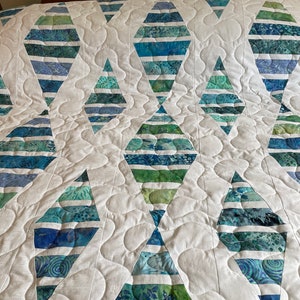 Two Different Size Triangles in Alternating Rows and Are the Focus of ...