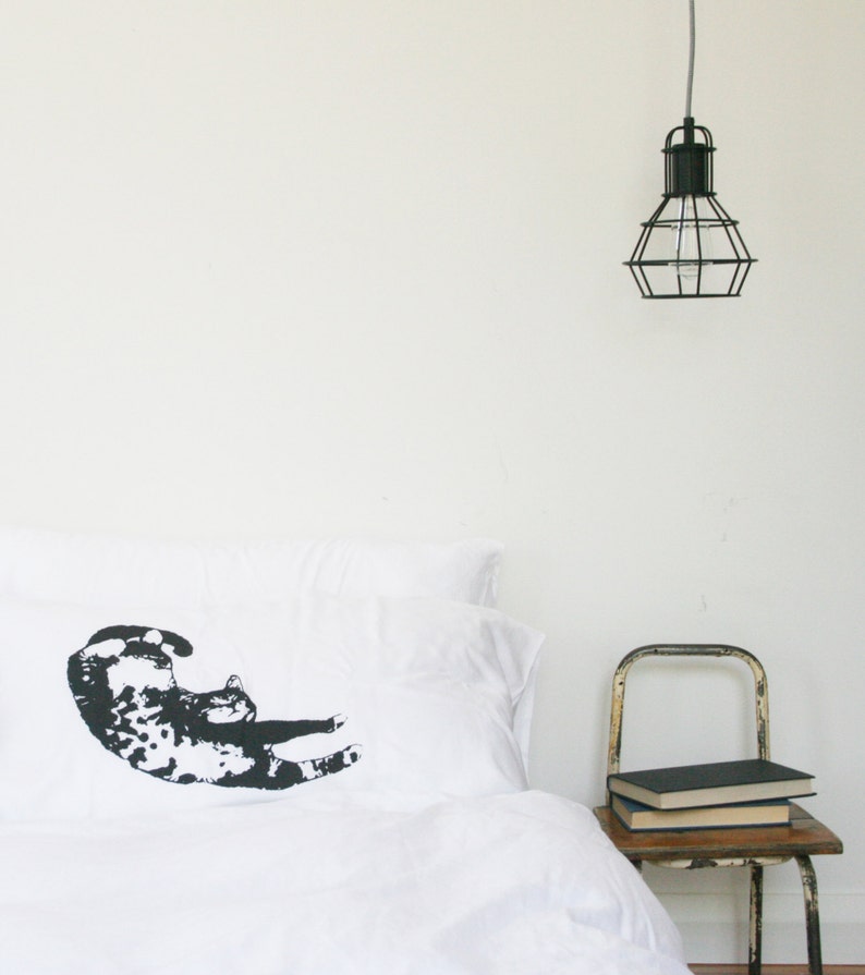 Lazy Cat Screenprinted Pillowcase Tencel image 2