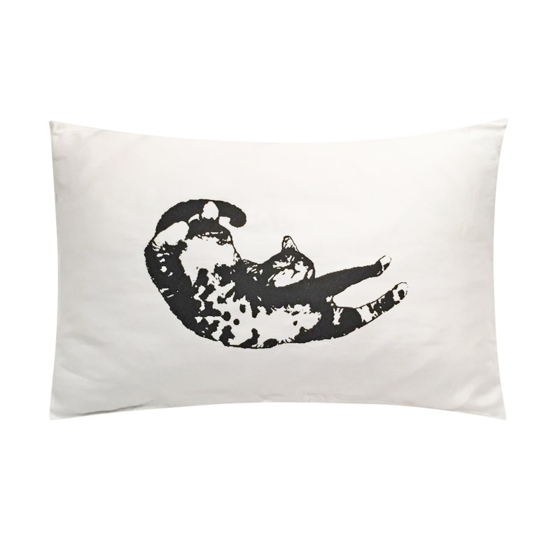 Lazy Cat Screenprinted Pillowcase Tencel image 1