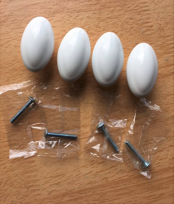 4 Ceramic Cabinet Knobs Pulls Oval White Vintage Cottage Kitchen Liberty