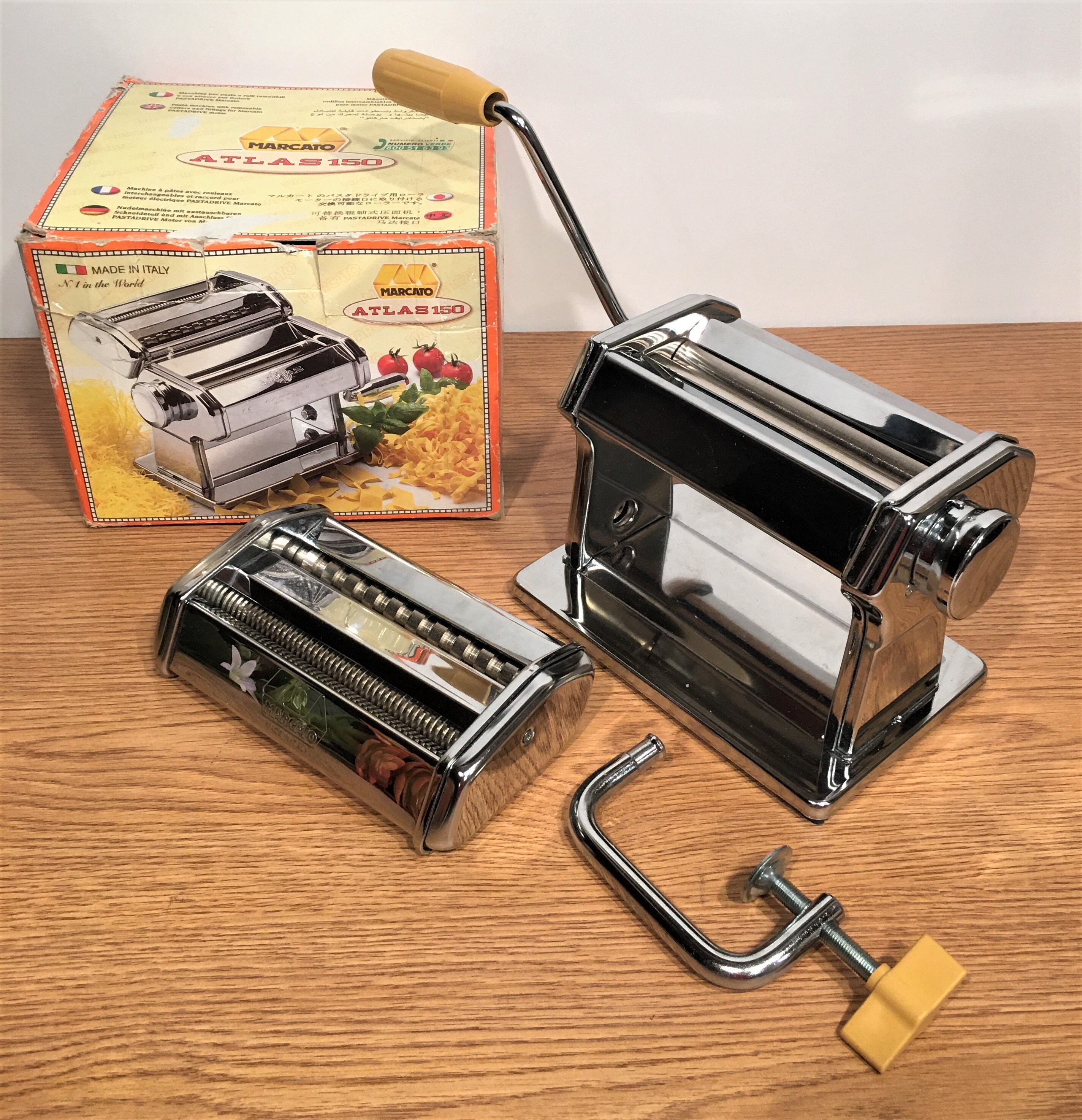 MARCATO Atlas 150 Pasta Machine, Made in Italy, Includes Cutter , Hand Crank
