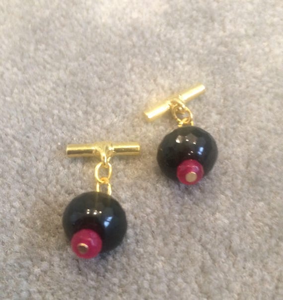 Gilt cufflinks with Faceted Ruby and black Agate … - image 2