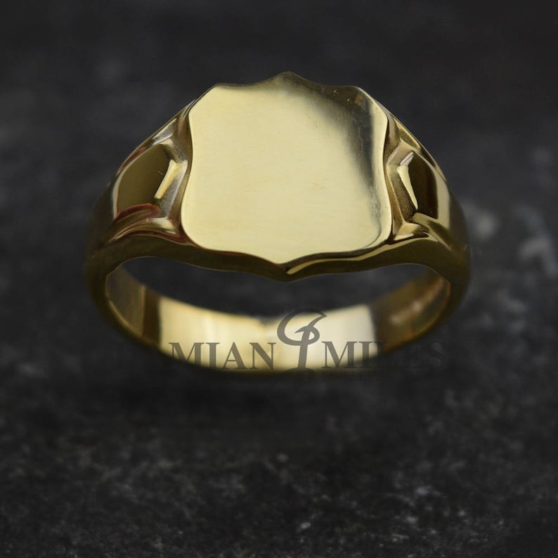 Shield Ring. Gents Heavy 9ct Gold Ring. Etsy