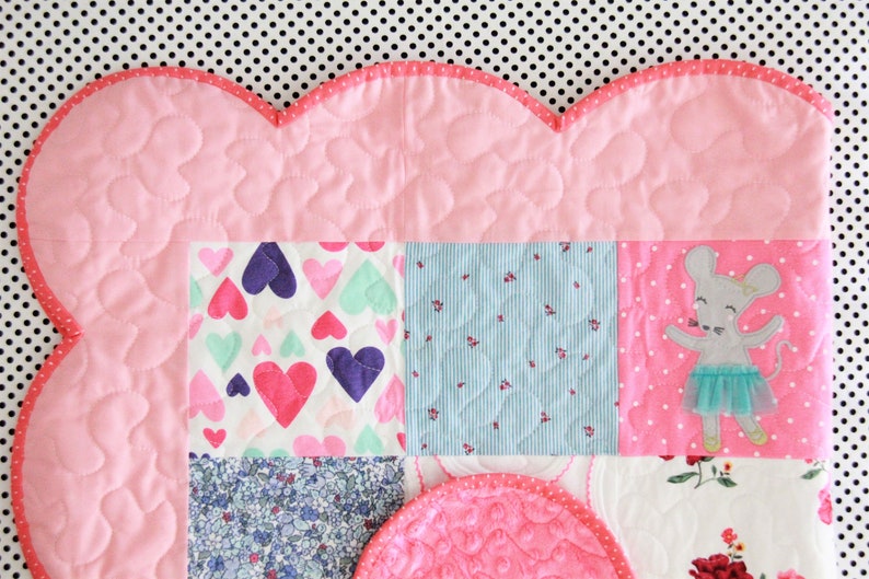 Scalloped Edge Onesie Set