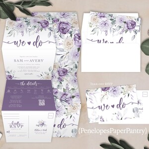 Faire-part de mariage d'été floral violet élégant tout en un Enveloppes de cartes postales RSVP double face imprimées en accordéon personnalisées à trois volets