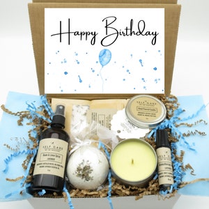 Men&#39;s Birthday Gift Box: Organic Spa Self Care Package