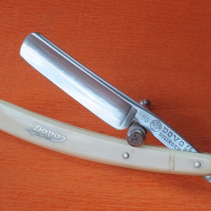 20% OFF Straight razor, cut throat razor, razor blade, wet shaving, mens grooming, antique straight razor, gifts for him, gifts for men.
