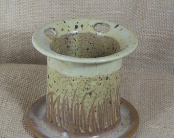 Vintage Stoneware Toothbrush and Glass Holder,4.5" tall #VB7477