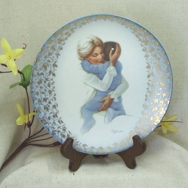 Vintage Collector Plate, Fairmont Fine China Collector Plate, "Hug Me", 1978, by Irene Spencer,#VCP8007