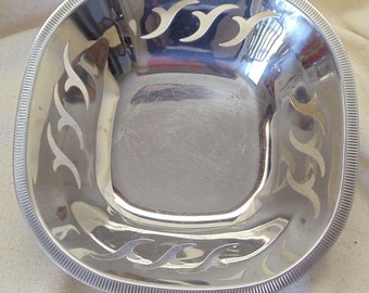 Vintage Stainless Steel Bread Tray, Silver Holloware, Small Serving Dish