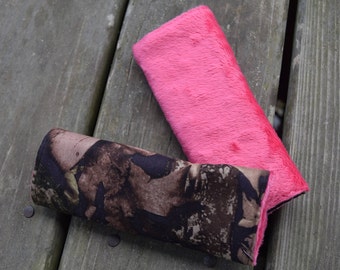 Camouflage Car Seat Strap Covers: Padded Minky Neck Protector