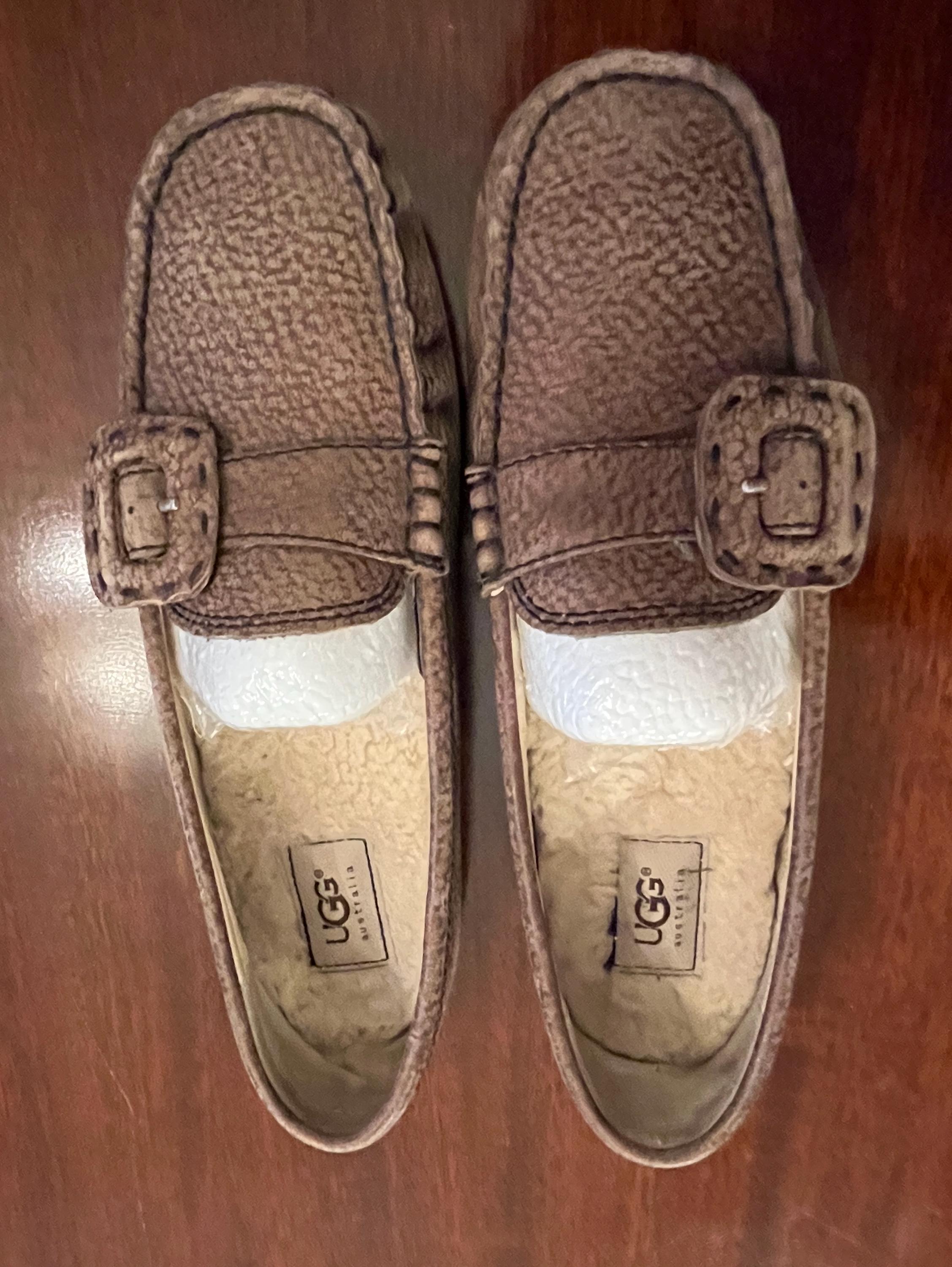 Ugg オーストラリア産 スリッポン ローファー/モカシンシューズ サイズ