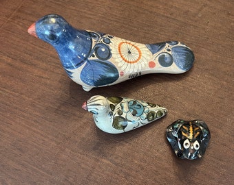Vintage Lot of 2 Mexican Tonala Doves and 1 Frog - Hand Painted-Folk Art Pottery