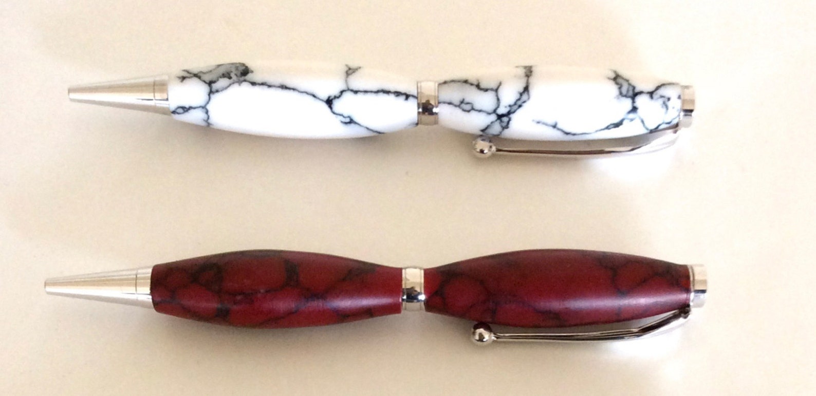 Hand Carved Gemstone Pens Handcrafted Gemstone Cross Pens in Violin Pen