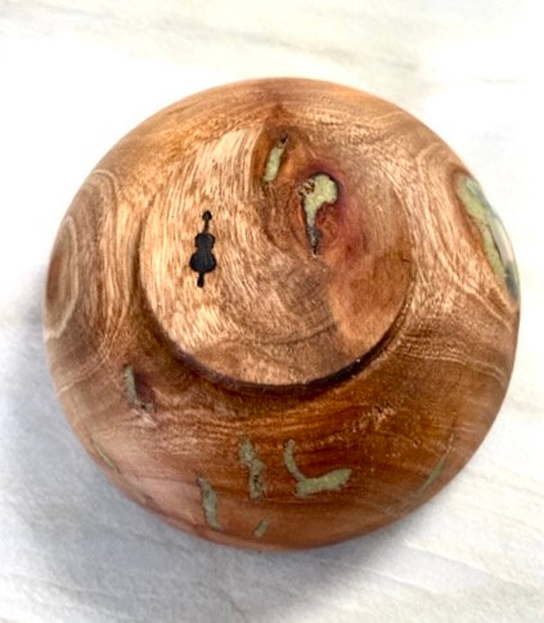 Hand Carved Avocado Nut Bowl with Mother of Pearl and Green Stone Inlay by Jack Cousin image 5